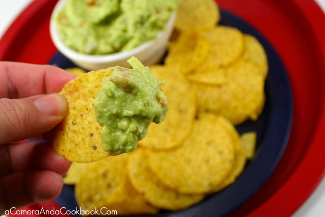 Most people either love or hate Guacamole.  This an easy recipe for delicious Guacamole dip. 