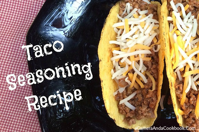 Taco Seasoning Recipe {Large Batch} - Ever wanted to make your own taco seasoning? This post gives a taco seasoning recipe for a large batch to save in an airtight container.