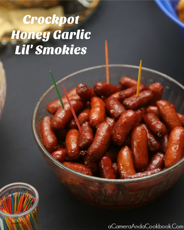 Crockpot Honey Garlic Lil' Smokies - perfect for tailgates and parties!